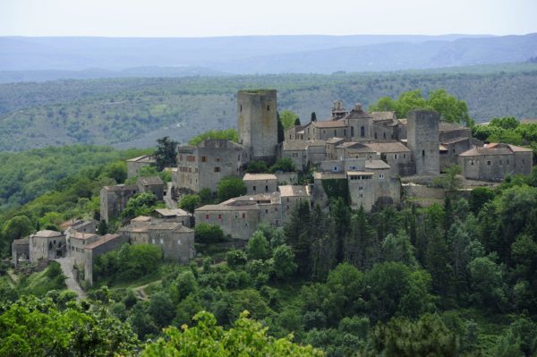 Montréal and the castle